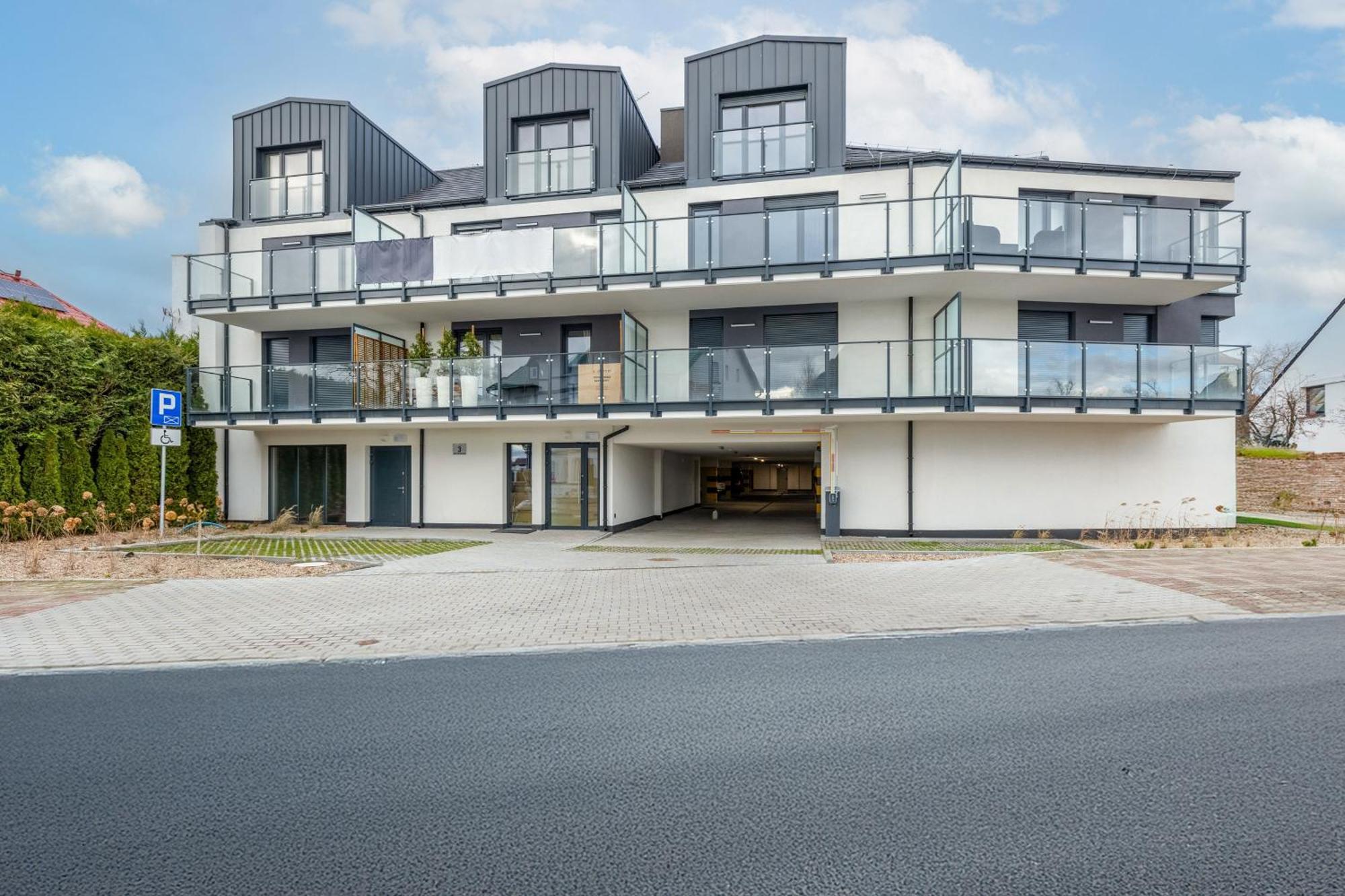 Eleganckie Blisko Plazy W Niechorzu Z Klimatyzacja W Salonie I Parkingiem By Renters Apartment